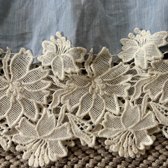 BLANKNYC Lace and Linen Cropped Camisole - Picture 5 of 5